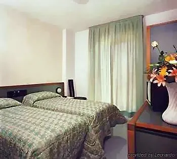 Hotel Holiday Hill 3*